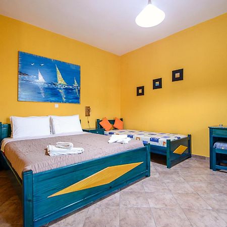 Atlantica Apartments Megalochori  Eksteriør bilde